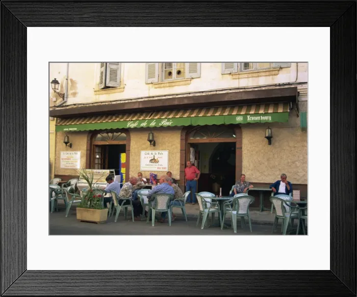 Framed Print : Locals at Le Cafe de la Paix, Ile Rousse, Corsica, France, Europe Framed Print : Locals at Le Cafe de la Paix, Ile Rousse, Corsica, France, Europe
