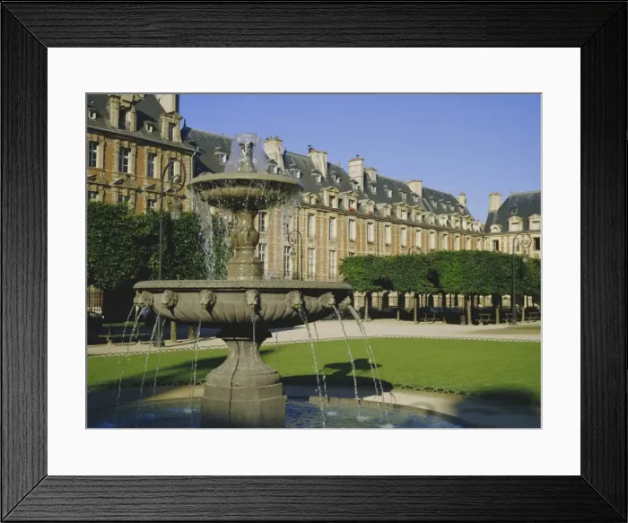 Framed Print : Fountain in the Place des Vosges, Paris, France, Europe Framed Print : Fountain in the Place des Vosges, Paris, France, Europe