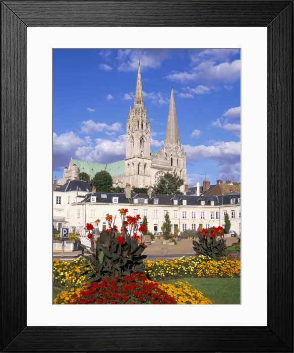 Framed Print : Chartres Cathedral, UNESCO World Heritage Site, Chartres, Eure-et-Loir, France, Europe Framed Print : Chartres Cathedral, UNESCO World Heritage Site, Chartres, Eure-et-Loir, France, Europe