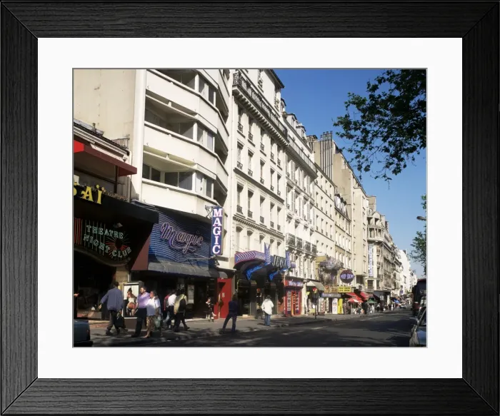 Framed Print : Pigalle, Paris, France, Europe Framed Print : Pigalle, Paris, France, Europe