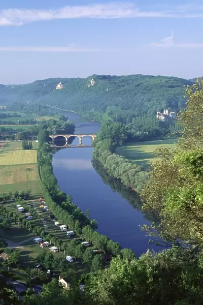 View from the castle to the Dordogne River, Beynac, Dordogne, Aquitaine, France, Europe