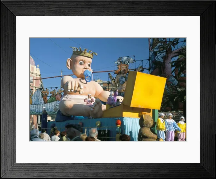 Framed Print : Mardi Gras carnival parade in Place Massena, Nice, Alpes-Maritimes, Provence Framed Print : Mardi Gras carnival parade in Place Massena, Nice, Alpes-Maritimes, Provence