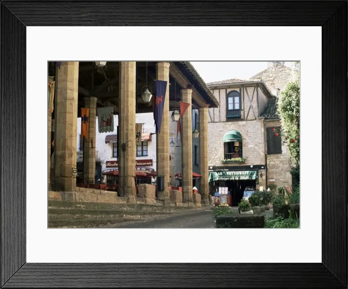 Framed Print : Covered market and restaurant in the Ville Haute, Cordes-sur-Ciel, Tarn Framed Print : Covered market and restaurant in the Ville Haute, Cordes-sur-Ciel, Tarn