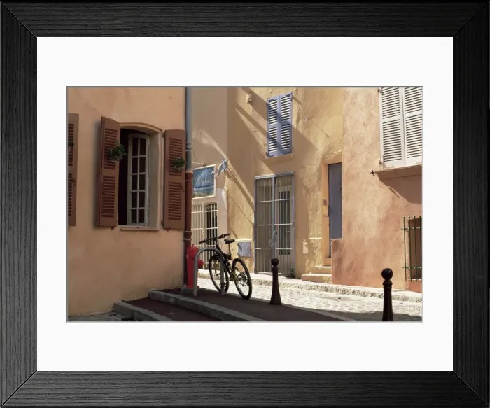 Framed Print : Place de l Ormeau, Var, Provence-Alpes-Cote-d Azur, France, Europe Framed Print : Place de l Ormeau, Var, Provence-Alpes-Cote-d Azur, France, Europe