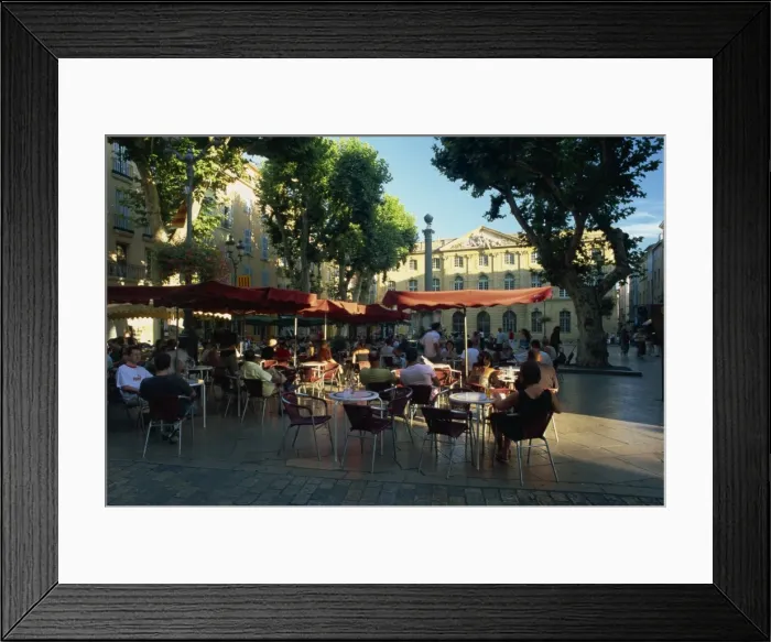 Framed Print : Pavement cafe in the Place de l Hotel de Ville, Aix-en-Provence, Bouches-du-Rhone Framed Print : Pavement cafe in the Place de l Hotel de Ville, Aix-en-Provence, Bouches-du-Rhone