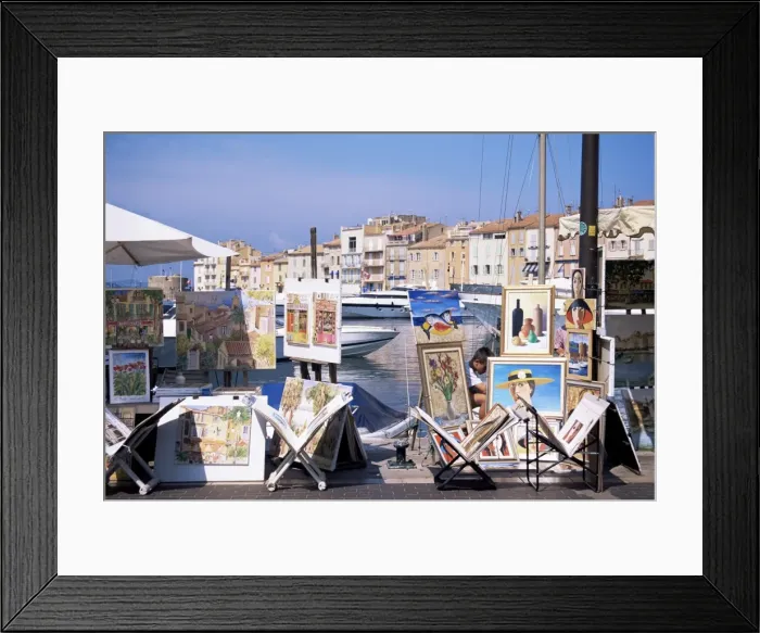 Framed Print : Artists paintings for sale, St. Tropez, Var, Cote d Azur, French Riviera Framed Print : Artists paintings for sale, St. Tropez, Var, Cote d Azur, French Riviera