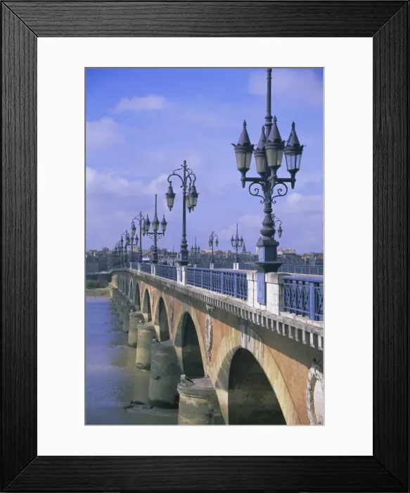 Framed Print : Pont de Pierre, Bordeaux, Gironde, France, Europe Framed Print : Pont de Pierre, Bordeaux, Gironde, France, Europe