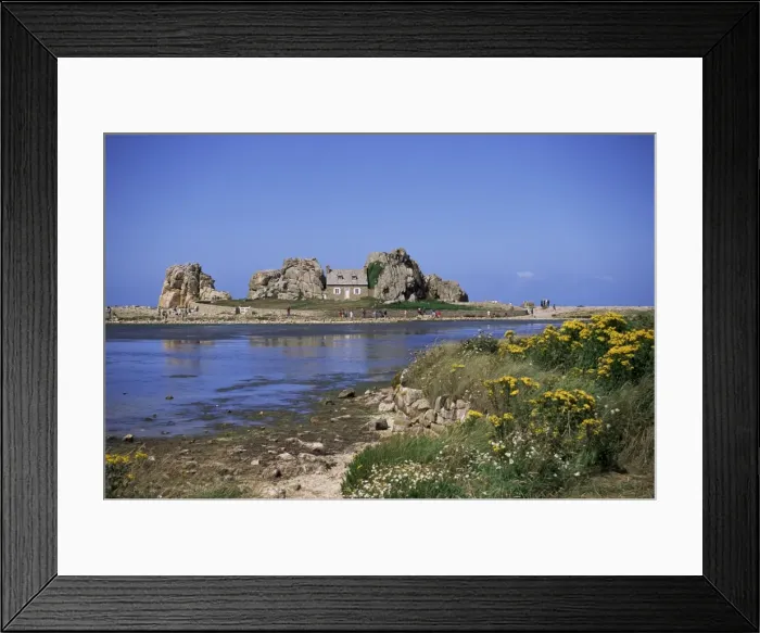Framed Print : Pors Bugalez, Brittany, France, Europe Framed Print : Pors Bugalez, Brittany, France, Europe