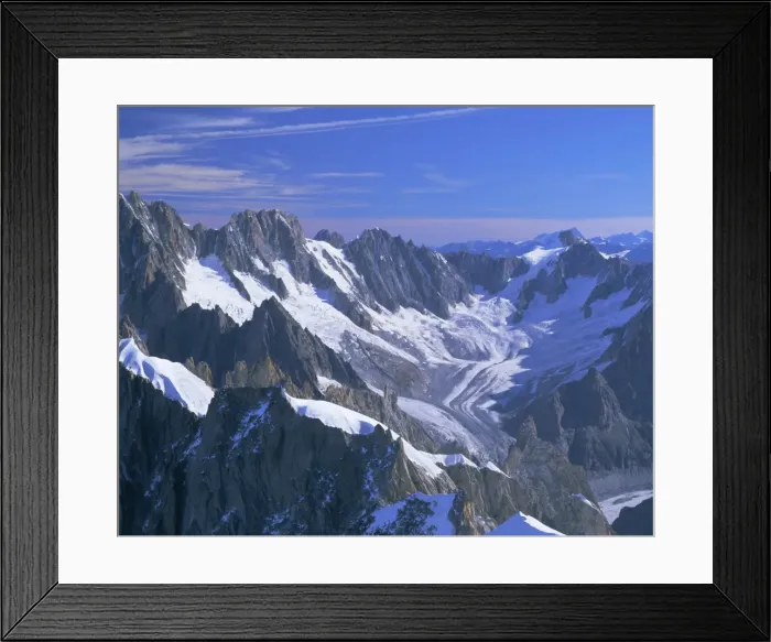 Framed Print : Mountains of the Mont Blanc Range near Chamonix, French Alps, Haute-Savoie Framed Print : Mountains of the Mont Blanc Range near Chamonix, French Alps, Haute-Savoie