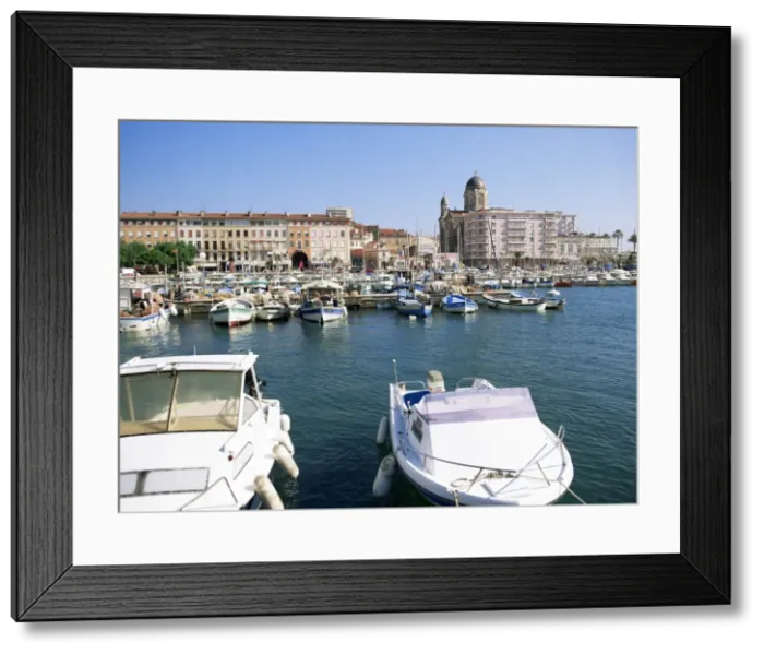 Framed Print : St. Raphael, Cote d Azur, Provence, France, Mediterranean, Europe Framed Print : St. Raphael, Cote d Azur, Provence, France, Mediterranean, Europe