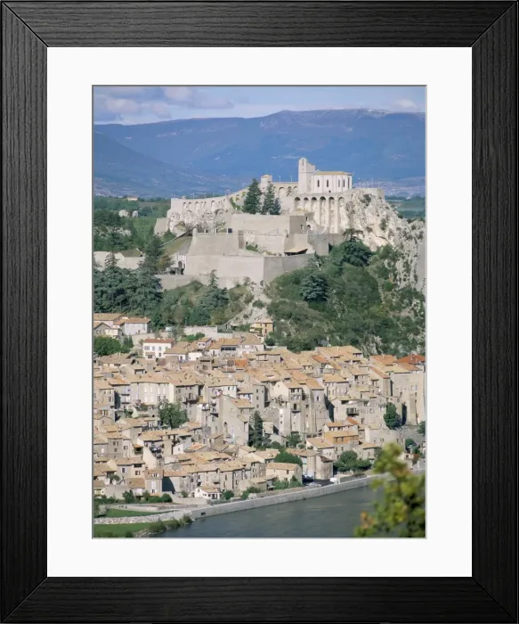 Framed Print : Citadel and town overlooking River Durance, Sisteron, Provence, France, Europe Framed Print : Citadel and town overlooking River Durance, Sisteron, Provence, France, Europe