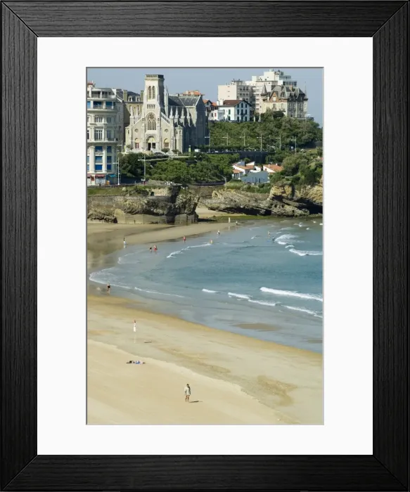 Framed Print : The beach at Biarritz, Cote Basque, Basque country, Pyrenees-Atlantiques Framed Print : The beach at Biarritz, Cote Basque, Basque country, Pyrenees-Atlantiques