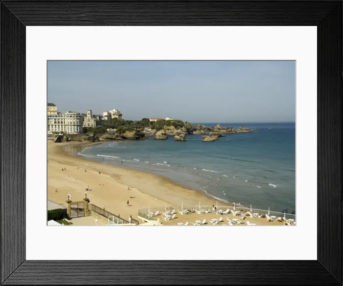 Framed Print : The beach, Biarritz, Basque country, Pyrenees-Atlantiques, Aquitaine, France, Europe Framed Print : The beach, Biarritz, Basque country, Pyrenees-Atlantiques, Aquitaine, France, Europe