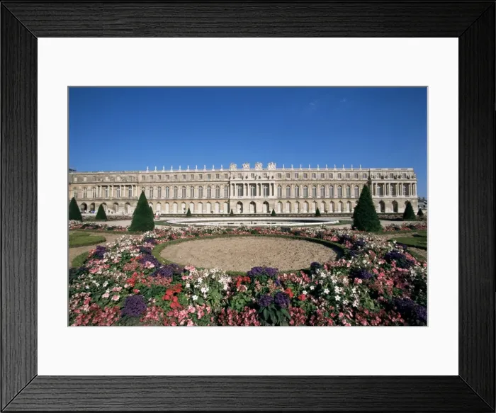 Framed Print : Parterre du Midi and the Chateau of Versailles, UNESCO World Heritage Site Framed Print : Parterre du Midi and the Chateau of Versailles, UNESCO World Heritage Site