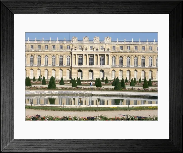 Framed Print : Le parterre d eau, Aisle du Midi, Chateau of Versailles, UNESCO World Heritage Site Framed Print : Le parterre d eau, Aisle du Midi, Chateau of Versailles, UNESCO World Heritage Site