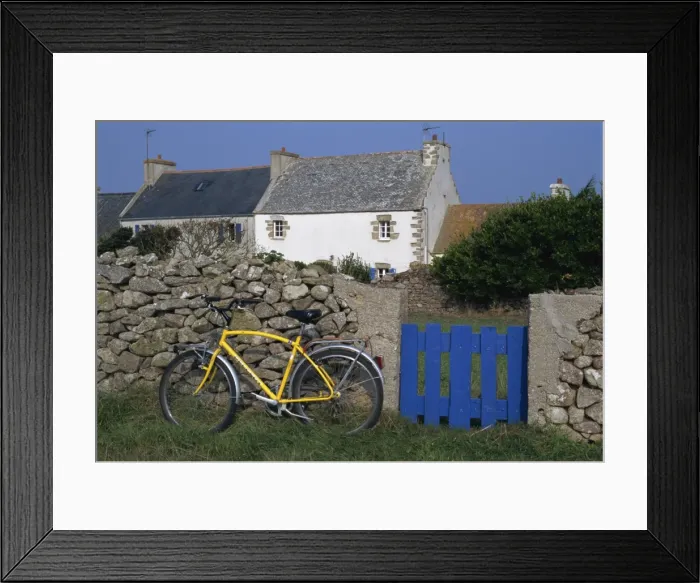 Framed Print : Old house near Creac h lighthouse, Ile d Ouessant, Brittany, France, Europe Framed Print : Old house near Creac h lighthouse, Ile d Ouessant, Brittany, France, Europe