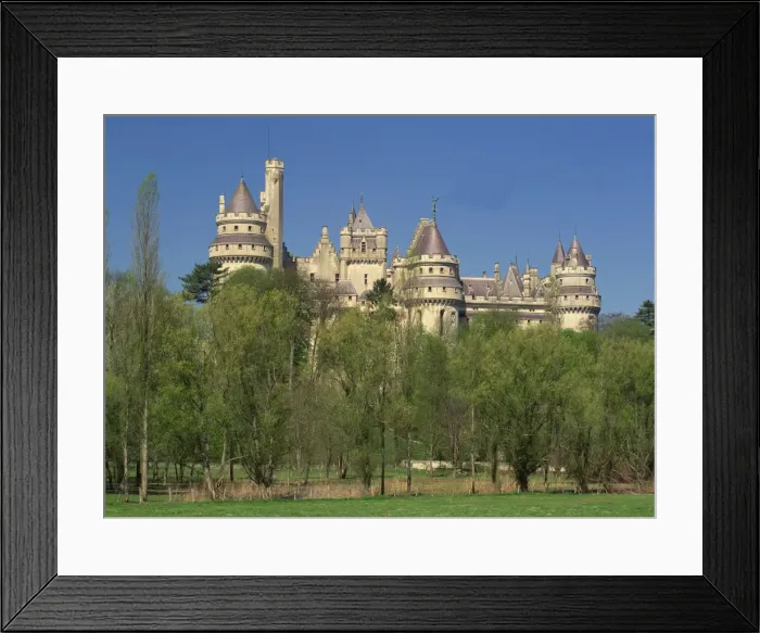 Framed Print : Exterior of the Chateau of Pierrefonds in Aisne, Picardie (Picardy), France, Europe Framed Print : Exterior of the Chateau of Pierrefonds in Aisne, Picardie (Picardy), France, Europe