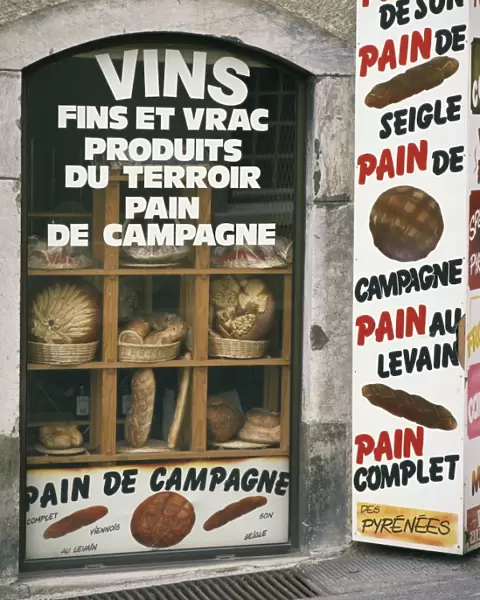Close-up of the window display of a Boulangerie in the Midi-Pyrenees, France, Europe