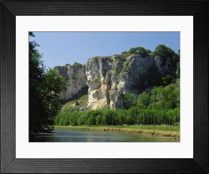 Framed Print : Landscape of cliffs above the River Yonne near Mery-sur-Yonne, in Burgundy Framed Print : Landscape of cliffs above the River Yonne near Mery-sur-Yonne, in Burgundy