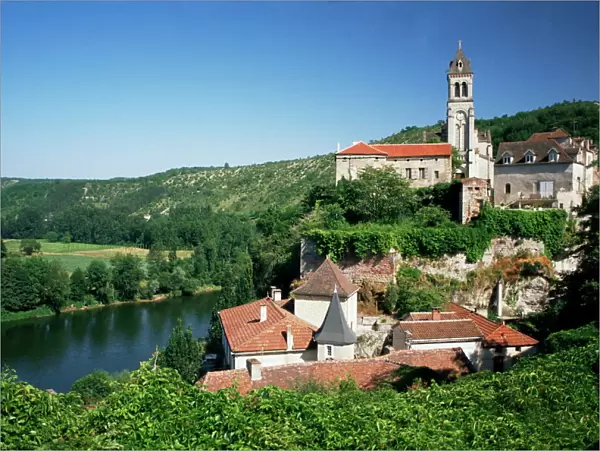 Village of Albas, near Cahors, Lot, Midi-Pyrenees, France, Europe