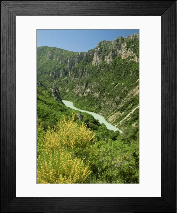 Framed Print : Verdon Gorges, Alpes-de-Haute-Provence, Provence, France, Europe Framed Print : Verdon Gorges, Alpes-de-Haute-Provence, Provence, France, Europe