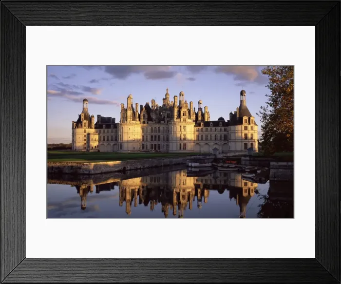 Framed Print : Chateau of Chambord, UNESCO World Heritage Site, Loir et Cher, Region de la Loire Framed Print : Chateau of Chambord, UNESCO World Heritage Site, Loir et Cher, Region de la Loire
