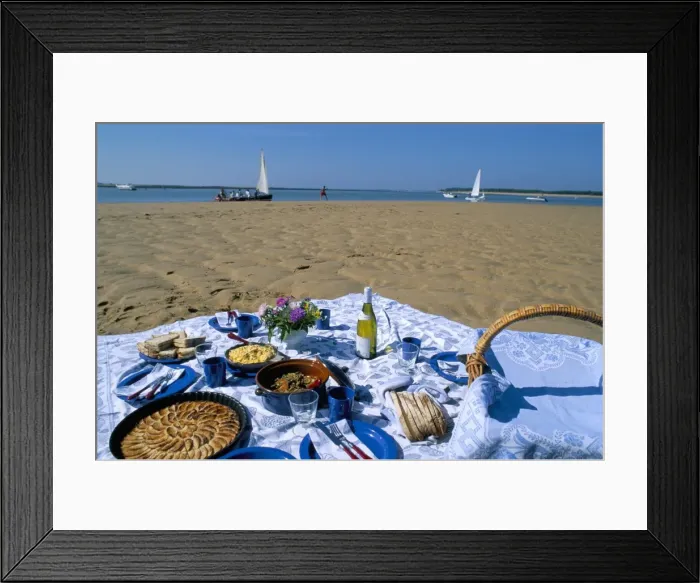 Framed Print : Picnic on the Banc du Pecheur, Commune des Portes, Ile de Re, Charente Maritime Framed Print : Picnic on the Banc du Pecheur, Commune des Portes, Ile de Re, Charente Maritime