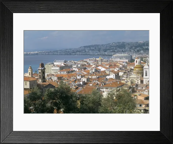 Framed Print : The old town, Nice, Cote d Azur, Alpes-Maritimes, Provence, French Riviera Framed Print : The old town, Nice, Cote d Azur, Alpes-Maritimes, Provence, French Riviera