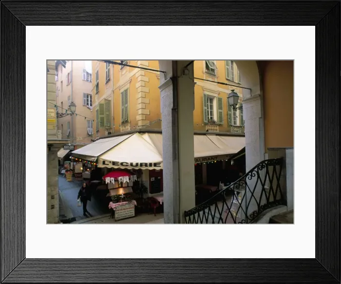 Framed Print : In the back streets of old Nice, Nice, Alpes-Maritimes, Provence, France, Europe Framed Print : In the back streets of old Nice, Nice, Alpes-Maritimes, Provence, France, Europe
