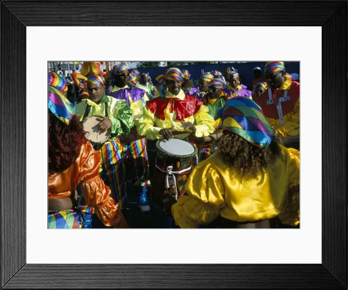 Framed Print : Battle of the Flowers, Carnival, Promenade des Anglais, Nice, Alpes-Maritimes Framed Print : Battle of the Flowers, Carnival, Promenade des Anglais, Nice, Alpes-Maritimes