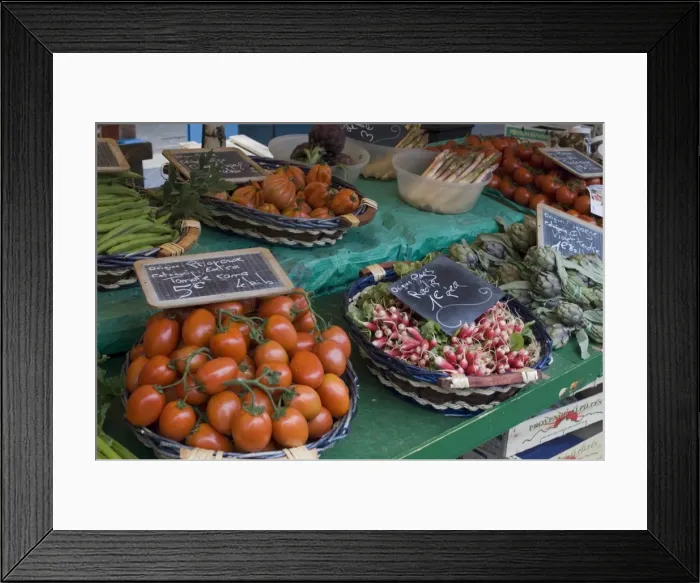 Framed Print : Marche aux Fleurs, Cours Saleya, Nice, Alpes Maritimes, Provence, Cote d Azur Framed Print : Marche aux Fleurs, Cours Saleya, Nice, Alpes Maritimes, Provence, Cote d Azur