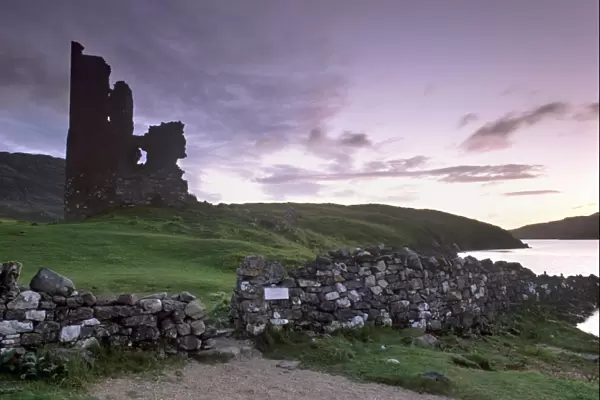 Ardwreck Castle, on the shores of Loch Assynt, Sutherland, Highland region