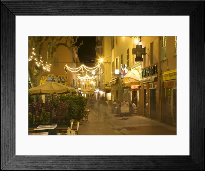 Framed Print : Menton, Alpes Maritimes, Provence, Cote d Azur, French Riviera, France Framed Print : Menton, Alpes Maritimes, Provence, Cote d Azur, French Riviera, France