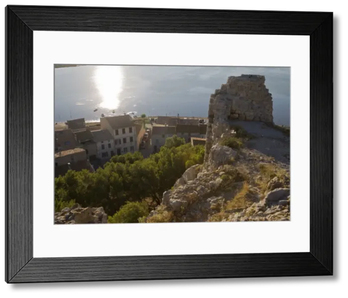 Framed Print : Barbarossa tower, Gruissan, Golfe du Lion, Aude, Languedoc-Roussillon, France, Europe Framed Print : Barbarossa tower, Gruissan, Golfe du Lion, Aude, Languedoc-Roussillon, France, Europe