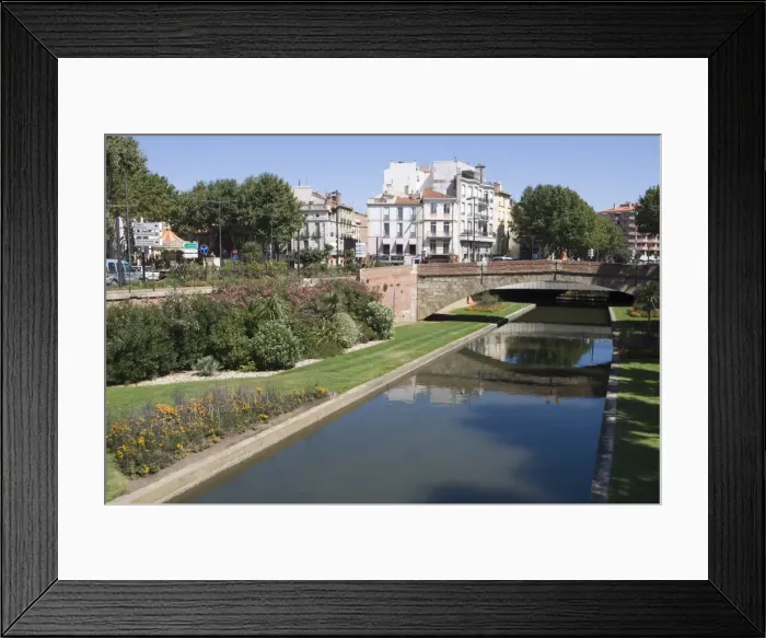 Framed Print : Canal, Quay Sadi Carnot, Perpignan, Pyrenees-Orientales, Languedoc-Roussillon Framed Print : Canal, Quay Sadi Carnot, Perpignan, Pyrenees-Orientales, Languedoc-Roussillon