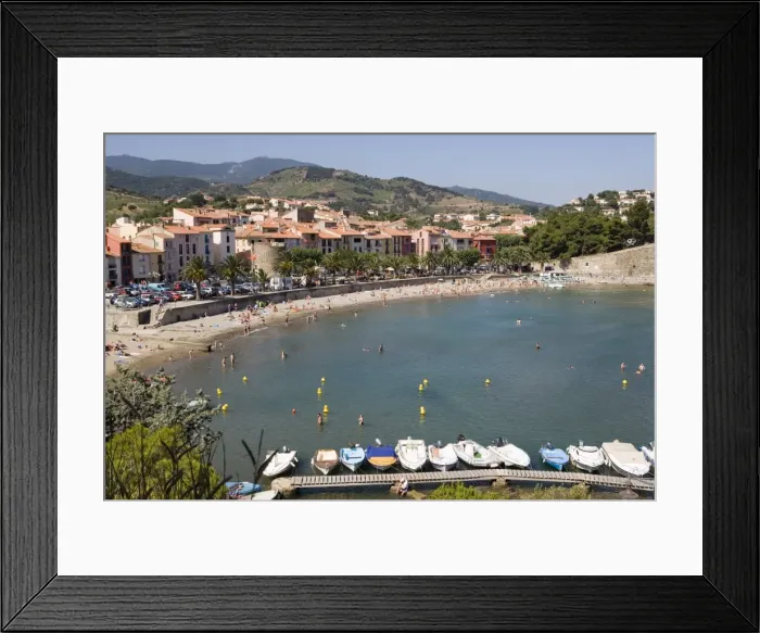 Framed Print : Moored boats, Plage de Port d Avall, beach, Collioure, Pyrenees-Orientales Framed Print : Moored boats, Plage de Port d Avall, beach, Collioure, Pyrenees-Orientales