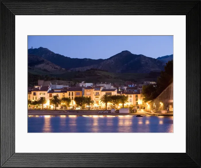 Framed Print : Plage de Port d Avall, beach, evening light, Collioure, Pyrenees-Orientales Framed Print : Plage de Port d Avall, beach, evening light, Collioure, Pyrenees-Orientales