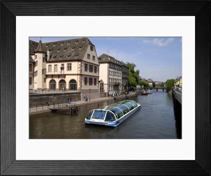 Framed Print : Bateau on canal Framed Print : Bateau on canal