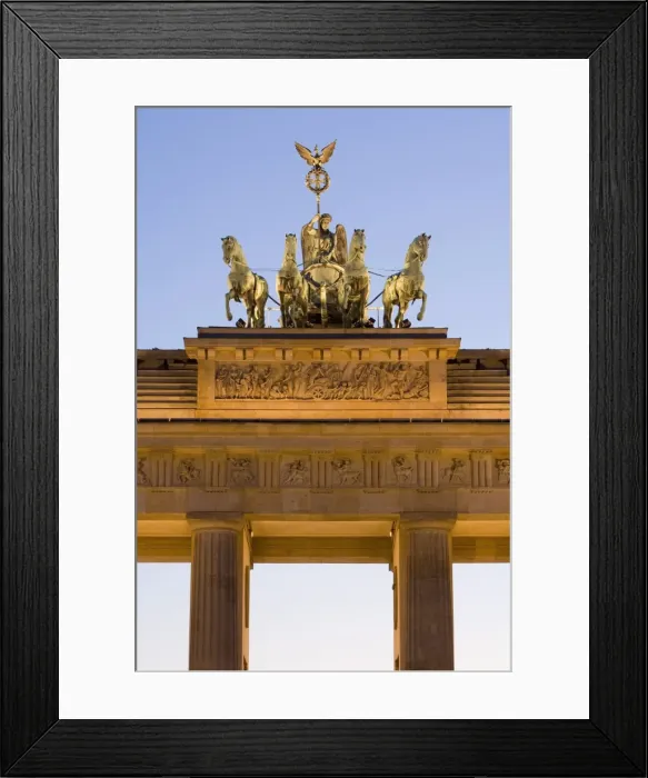 Framed Print : Quadriga on Brandenburger Tor Framed Print : Quadriga on Brandenburger Tor