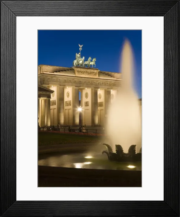 Framed Print : Quadriga on Brandenburger Tor Framed Print : Quadriga on Brandenburger Tor