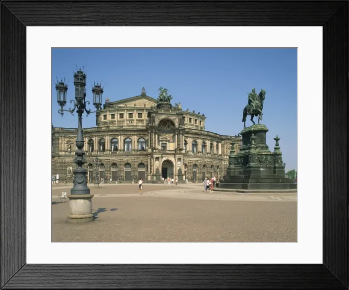 Framed Print : The Semper Opera House in the city of Dresden Framed Print : The Semper Opera House in the city of Dresden