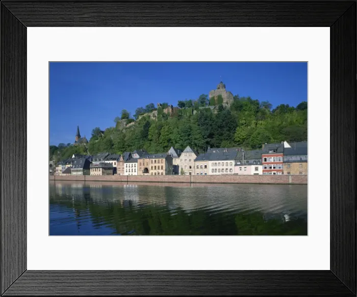 Framed Print : The River Saar and the old town of Saarburg in the Saar Valley Framed Print : The River Saar and the old town of Saarburg in the Saar Valley