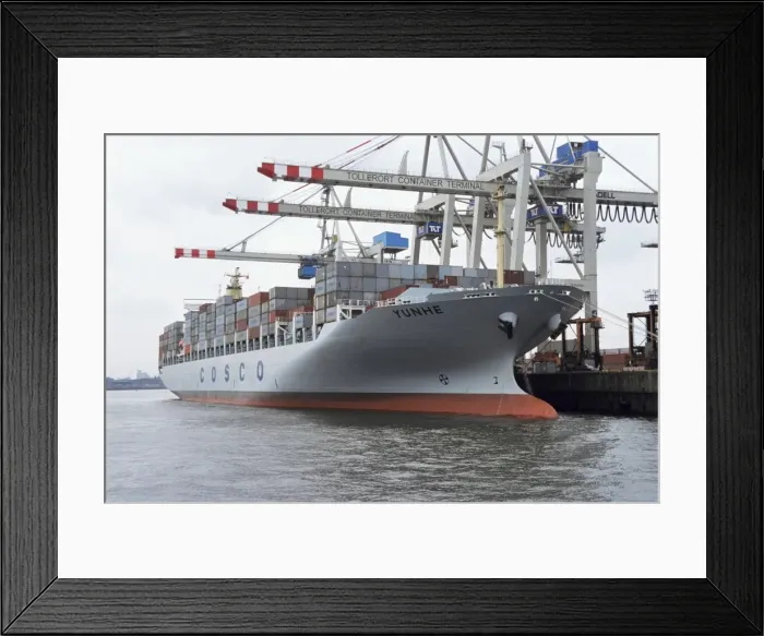 Framed Print : Shipping, port Framed Print : Shipping, port