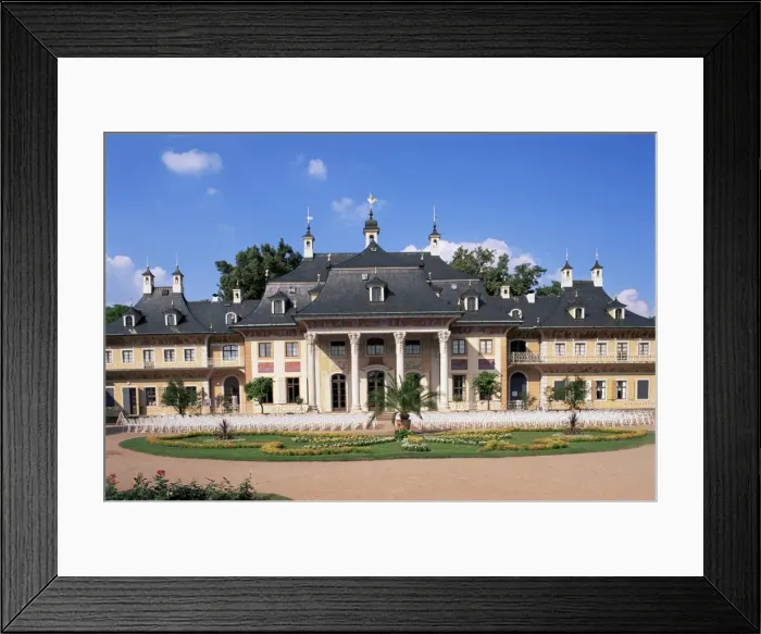 Framed Print : Pillnitz castle