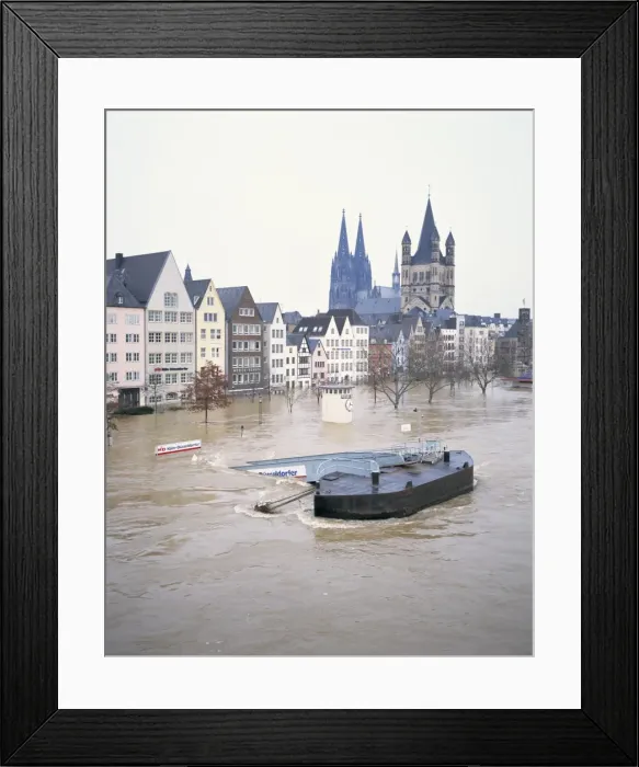Framed Print : River Rhine flooding Cologne (Koln) in 1995 Framed Print : River Rhine flooding Cologne (Koln) in 1995