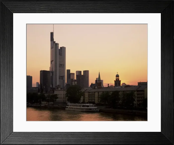 Framed Print : City skyline at sunset Framed Print : City skyline at sunset