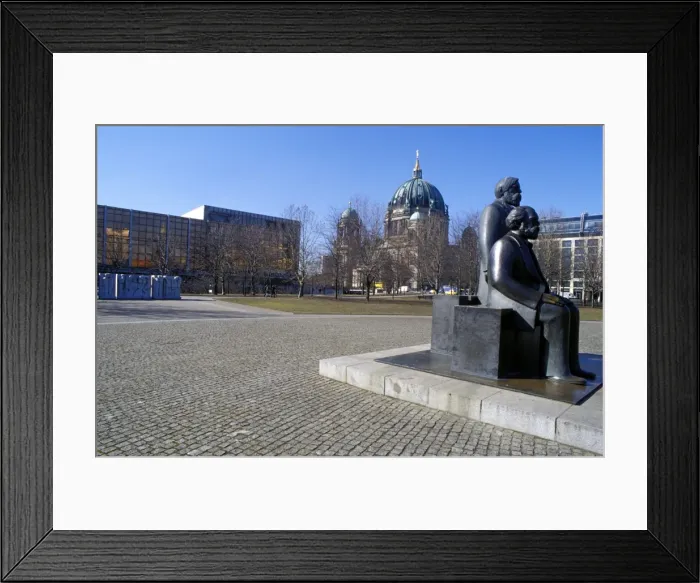 Framed Print : Statue of Marx and Engels Framed Print : Statue of Marx and Engels