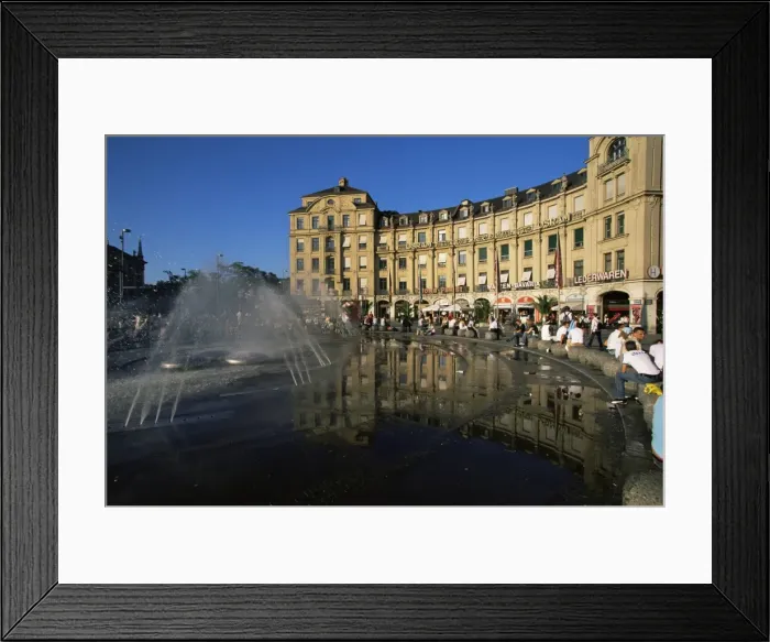 Framed Print : Modern fountain on Karlsplatz Framed Print : Modern fountain on Karlsplatz