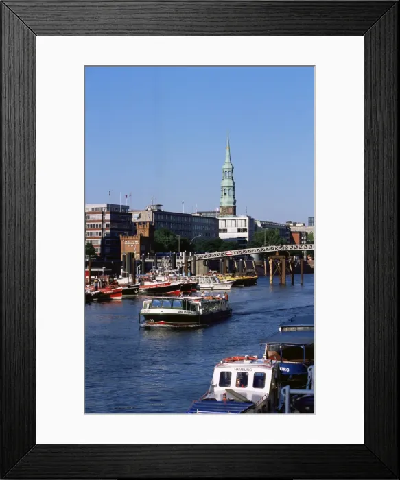 Framed Print : Boat on canal in the Speicherstadt Framed Print : Boat on canal in the Speicherstadt