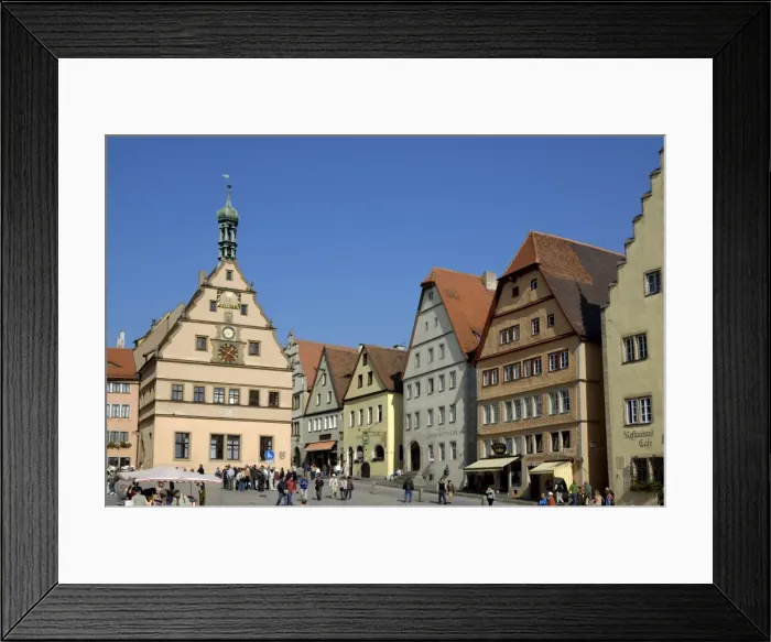 Framed Print : Ratstrinkstube (City Councillors Tavern) and town houses Framed Print : Ratstrinkstube (City Councillors Tavern) and town houses